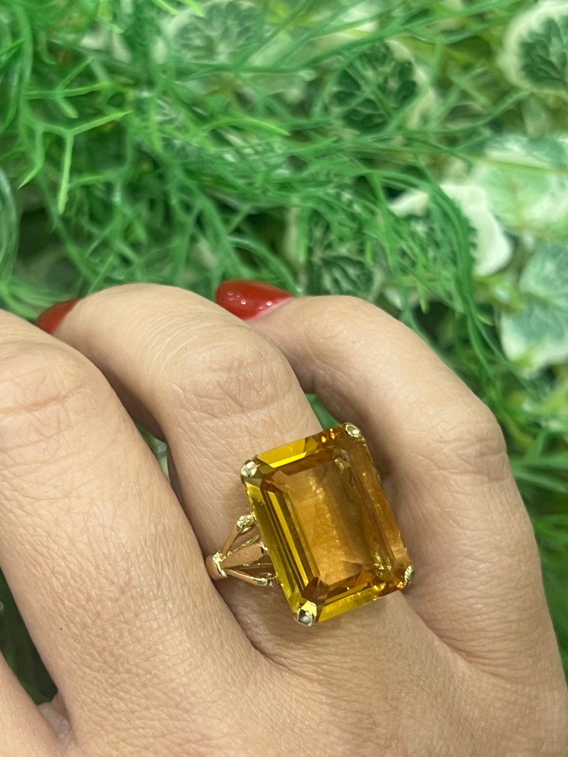 Citrine Ring in 9ct Yellow Gold