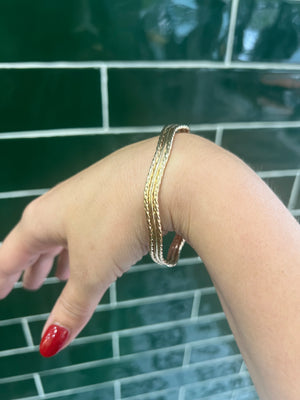 Yellow Gold Wave Bangle