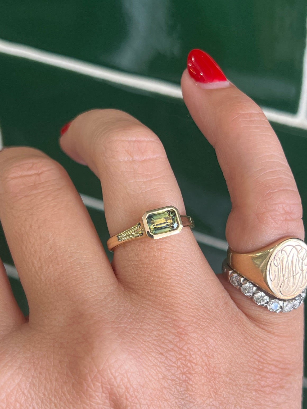 Australian Parti Sapphire Ring in 9ct Yellow Gold