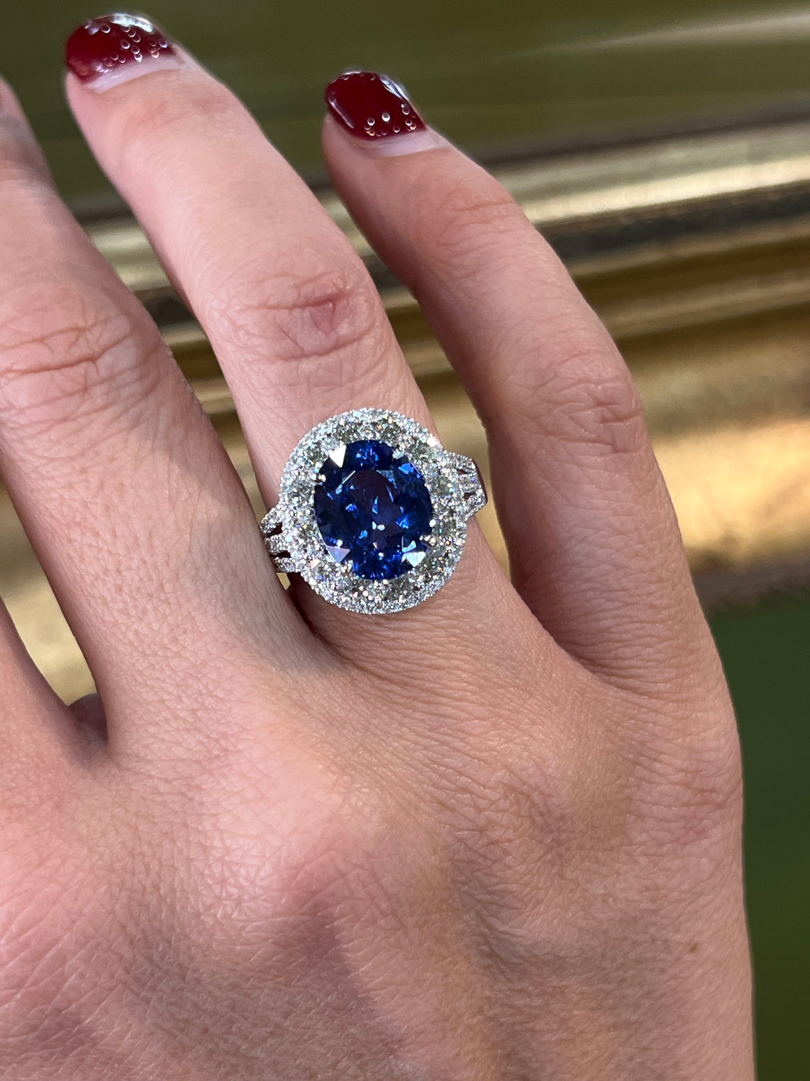 Tanzanite and Diamond Ring in 18ct White Gold