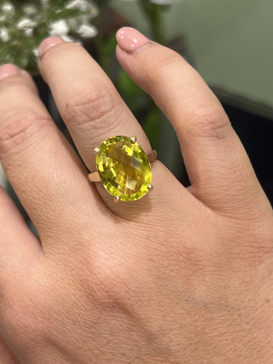 Lemon Citrine ring in 9ct Yellow Gold