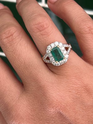 Emerald and Diamond Ring in 18ct Yellow Gold