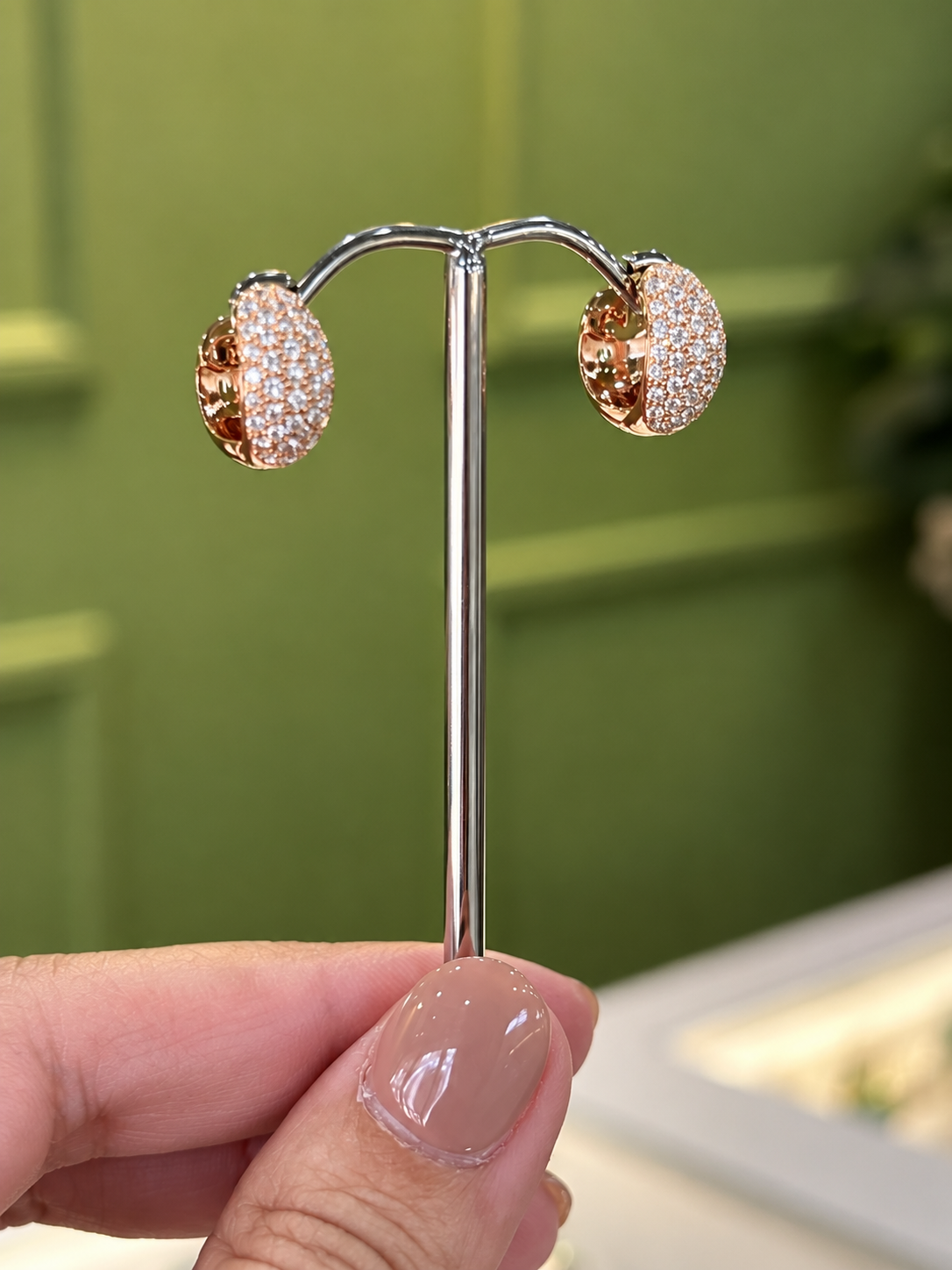 Diamond Huggies - 1.00 Carat - 18ct Rose Gold