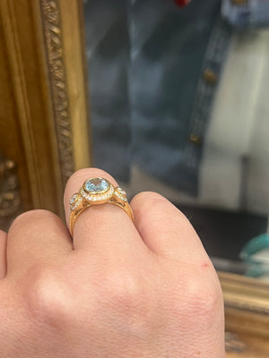 Aquamarine and Diamond Ring in 18ct Yellow Gold