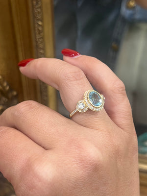 Aquamarine and Diamond Ring in 18ct Yellow Gold