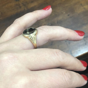 Fancy Signet Ring in 9ct Yellow Gold